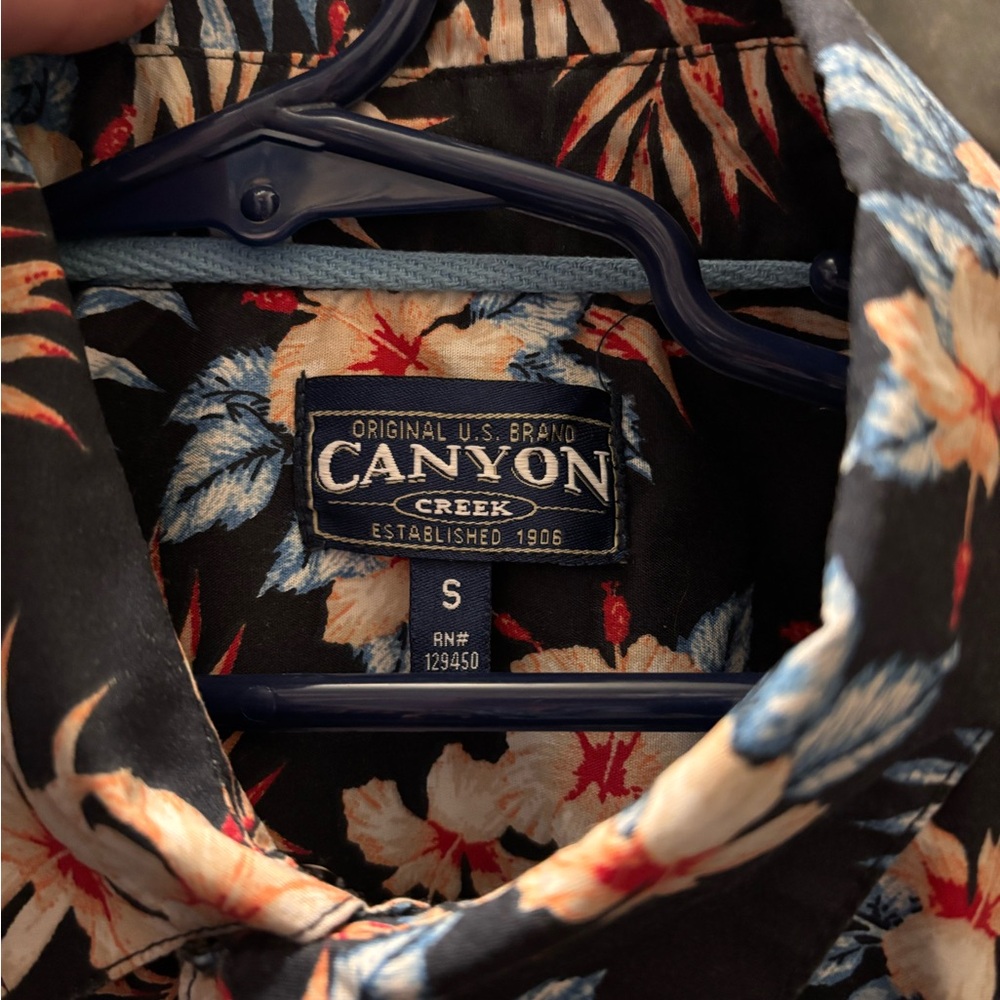 Canyon Hawaiian shirt